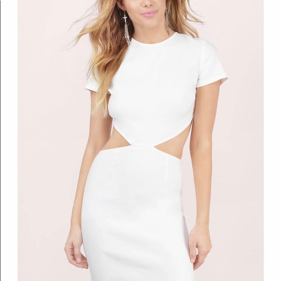 Tobi Dresses & Skirts - TOBI First KISS Cut Out Dress size Large White